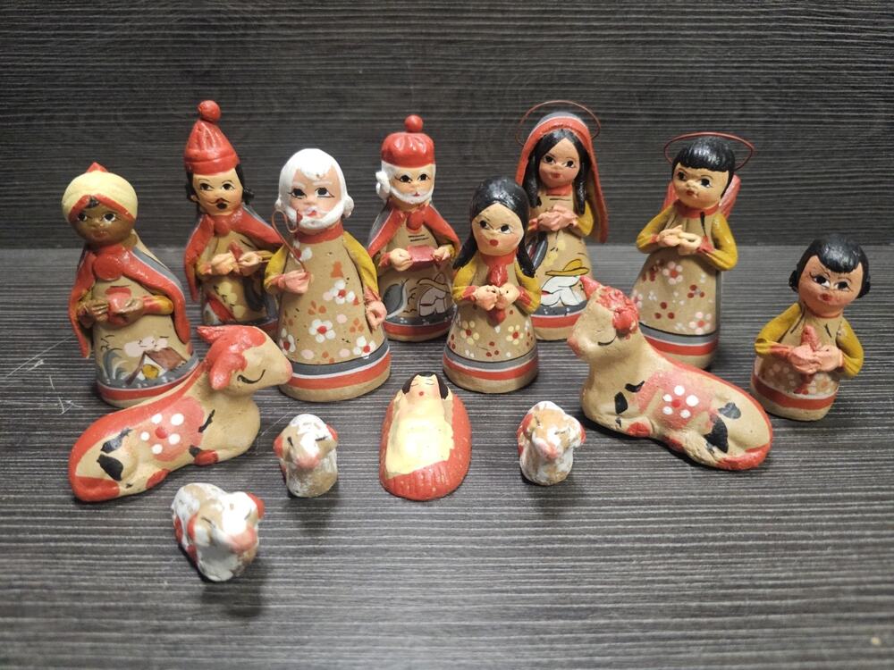 Vintage Mexican Hand-Painted Folk Art Clay Pottery Nativity Figures Lot of 14